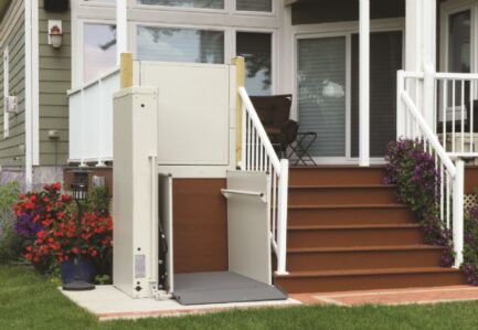 Bruno 3100 Series Outdoor Vertical Platform Lift