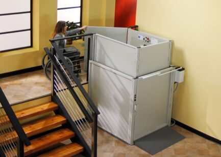 Bruno 3-Gate Vertical Platform Lift - Image 2